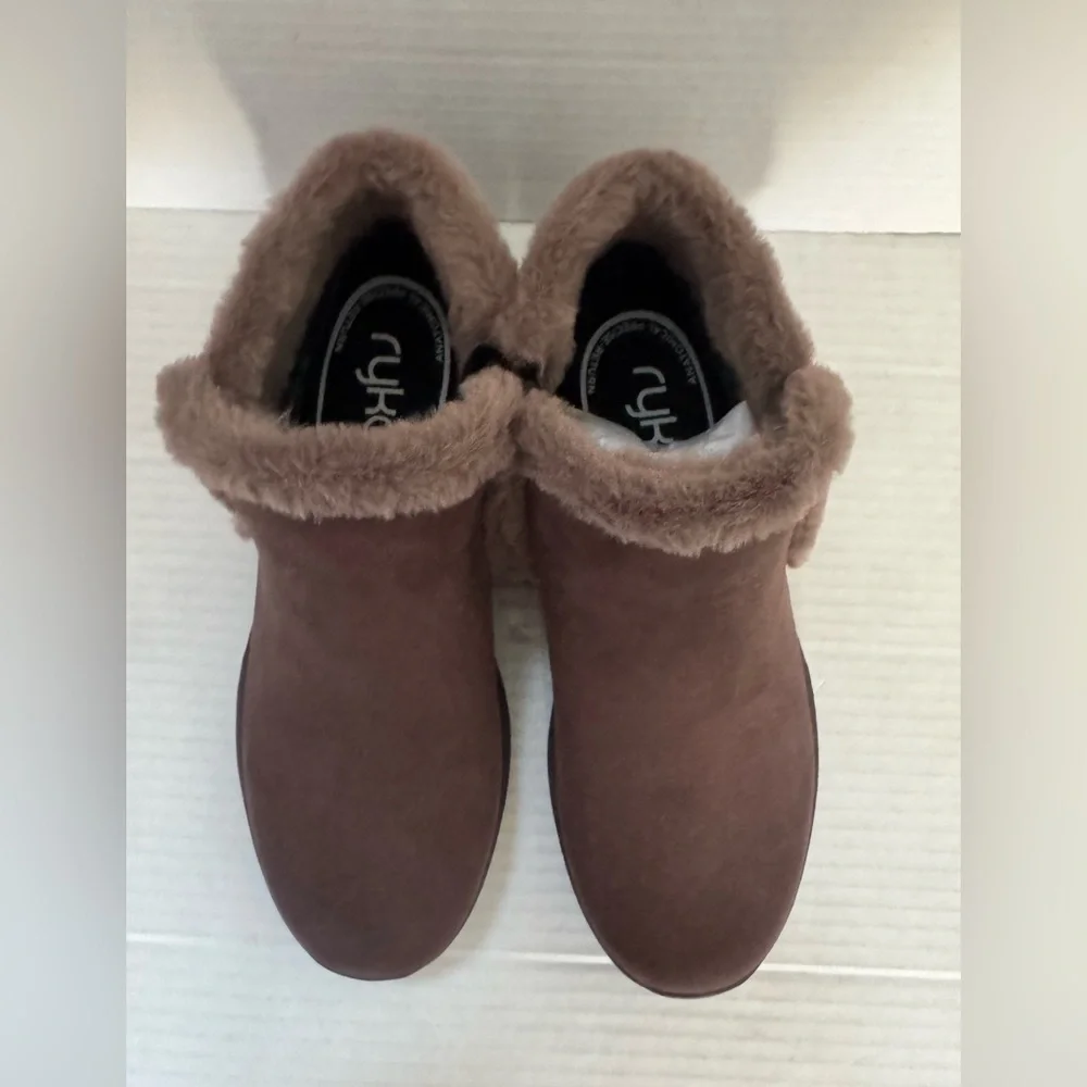 NEW Ryka Amaze Brown Faux Fur Ankle Booties Women’s Shoes Boots‎ Lightweight 5.5